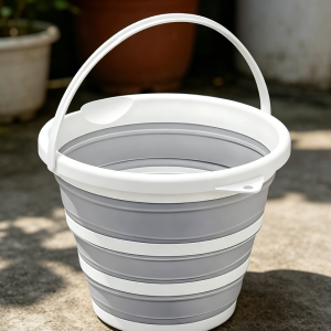 2.6Gal Collapsible Bucket with Handle for Boating