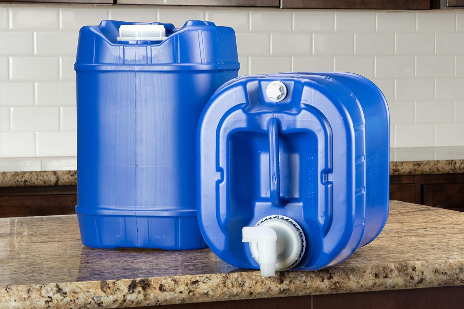 2-Pack 5Gal Stackable Emergency Water Tanks - Image 2